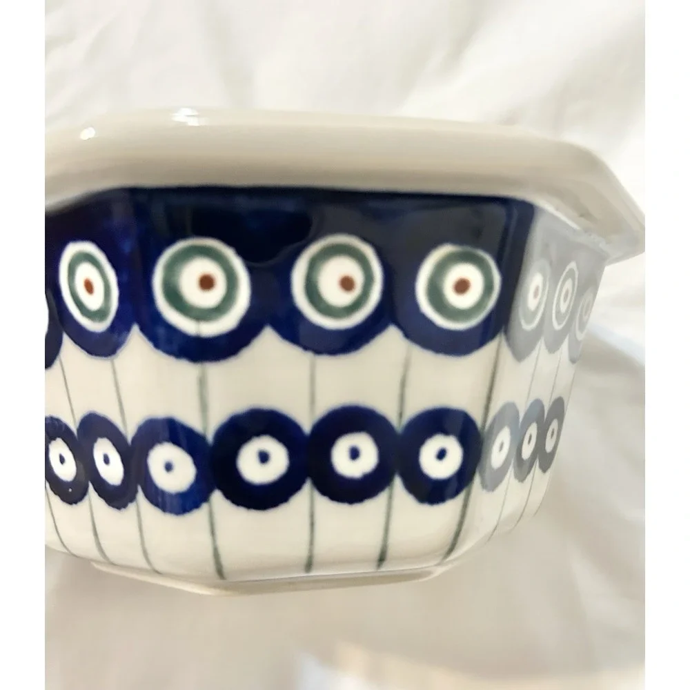 Boleslawiec Polish Pottery Swirl Octogonal Bowl Cobalt 6.5